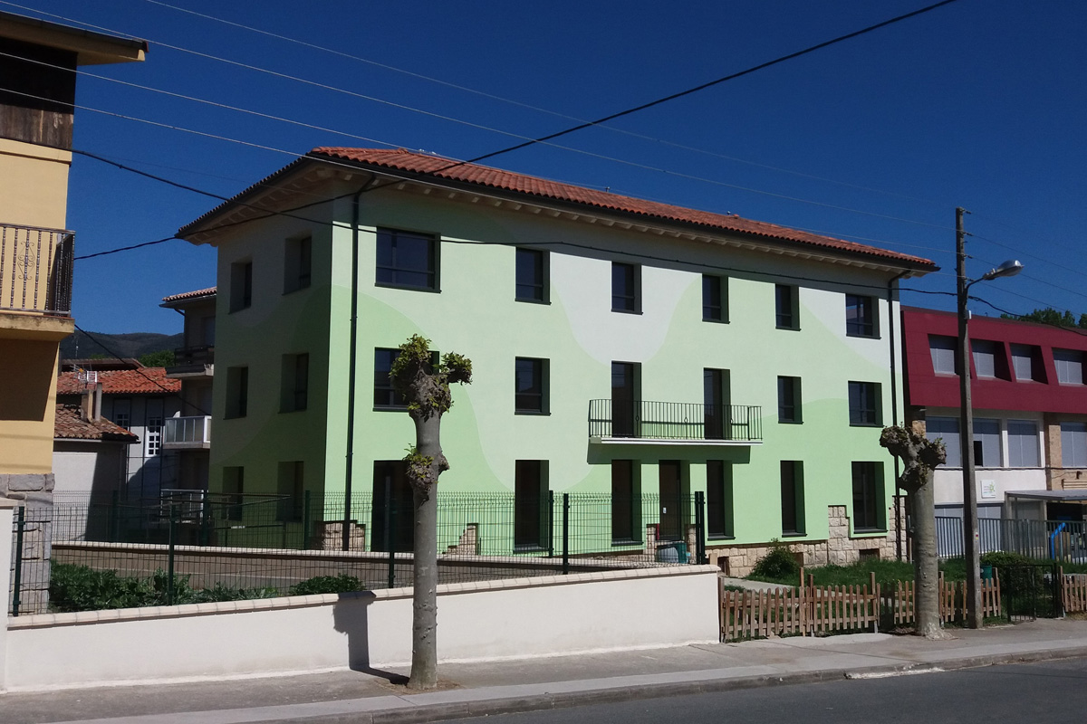 Rehabilitación de edificio para alberge en Santa Cruz de Campezo. Fase 1